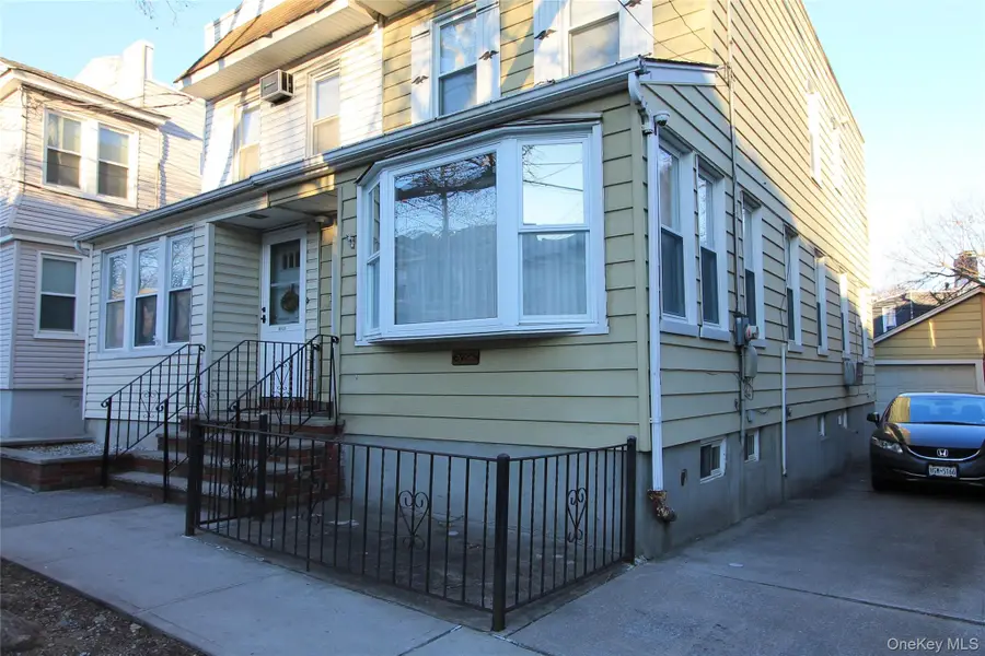 69-23 64th Place, Glendale, NY 11385 - Image #2