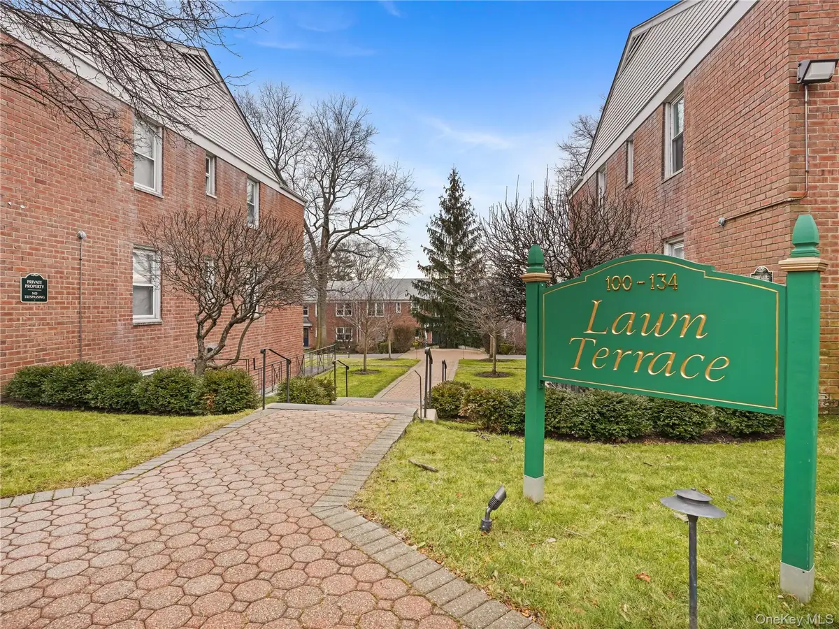 118 Lawn Terrace Terrace #1E, Mamaroneck, NY 10543 - Image #1