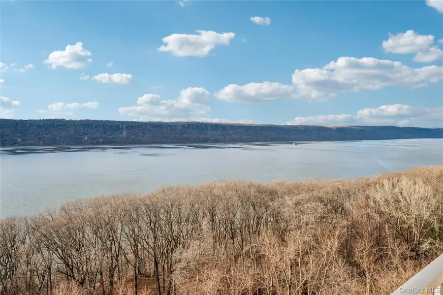 4455 Douglas Avenue #12F, Bronx, NY 10471 - Image #3