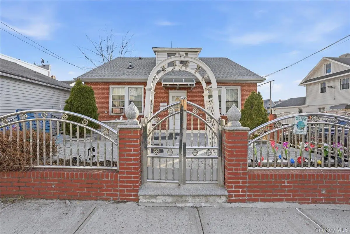 139-72 86th Road, Jamaica, NY 11435 - Image #1