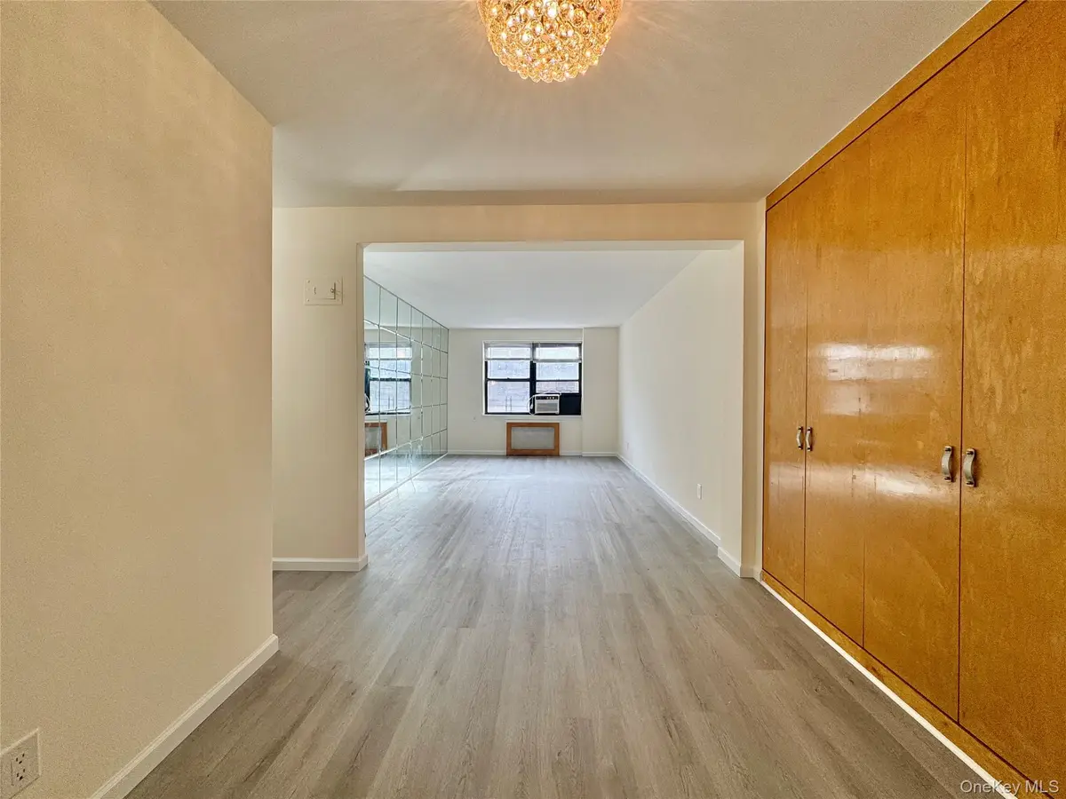 26-25 141st St #3E, Flushing, NY 11354 - Image #1