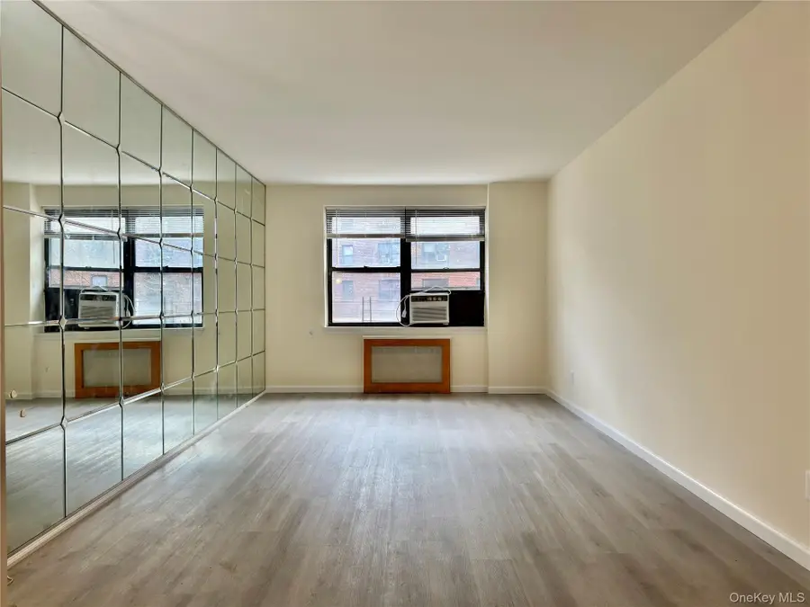 26-25 141st St #3E, Flushing, NY 11354 - Image #3