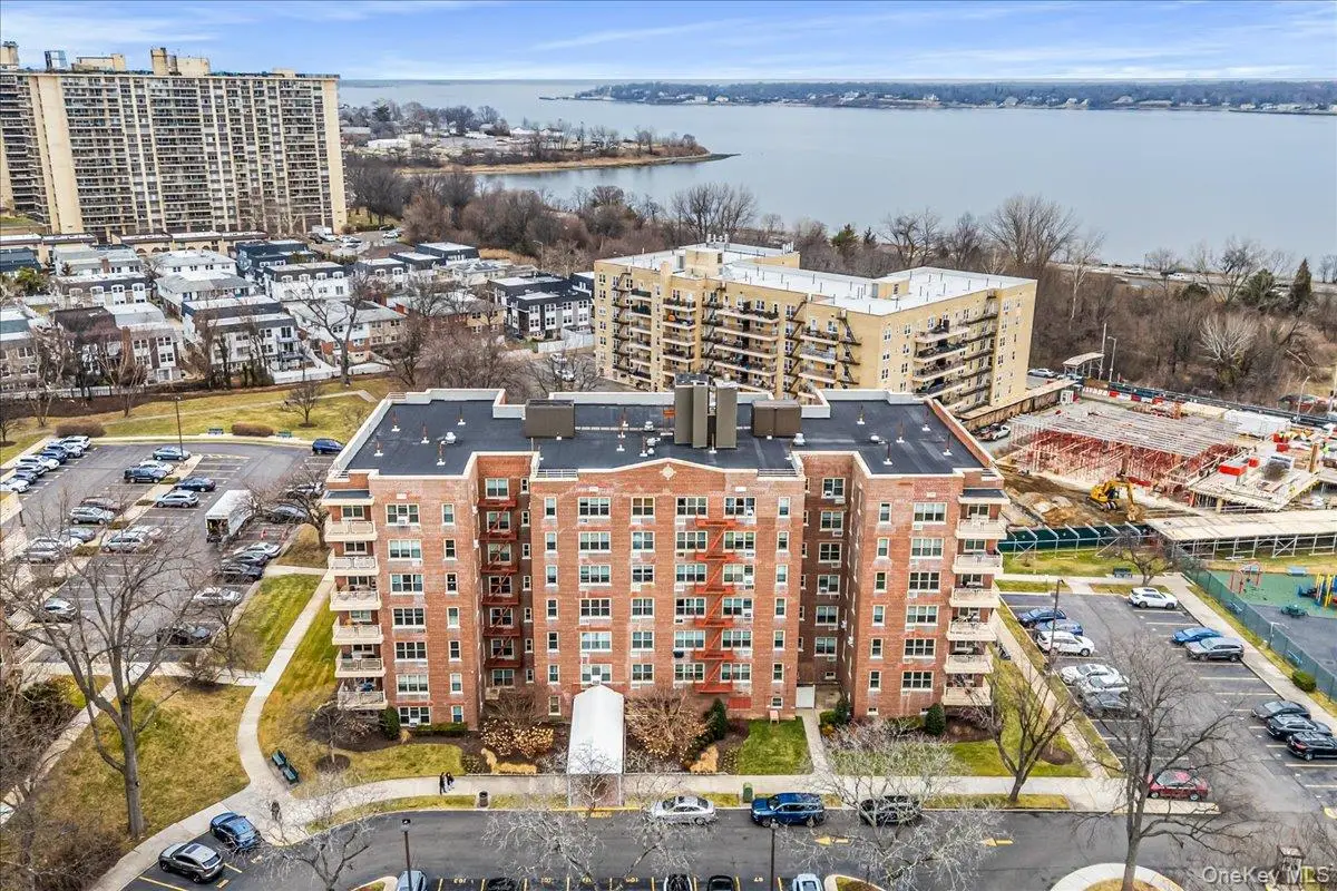 23-45 Bell Boulevard #2D, Bayside, NY 11360 - Image #1