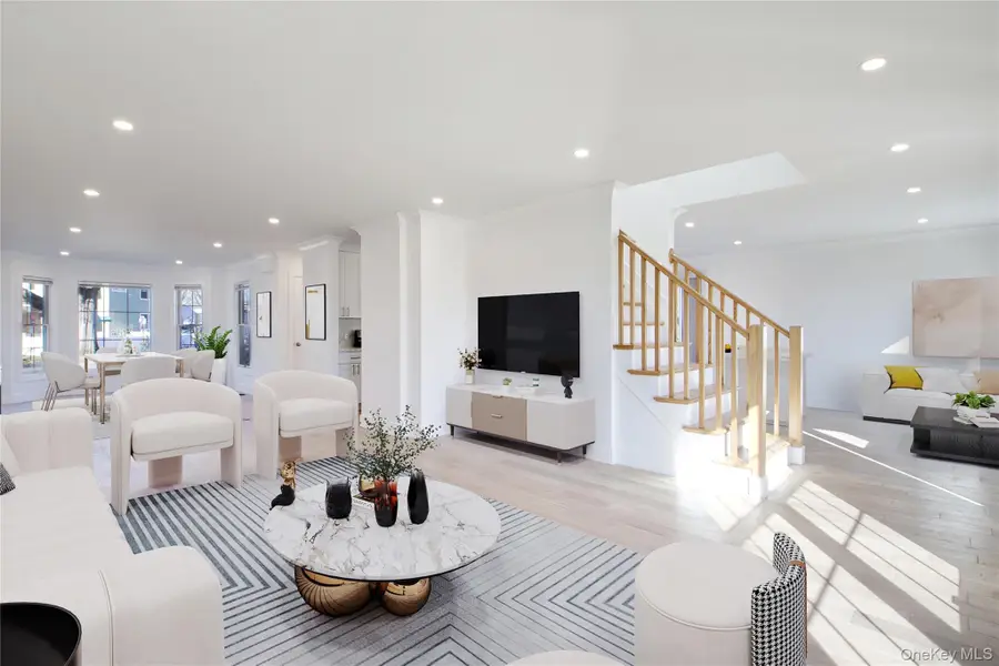 1 Manhasset Avenue, Port Washington, NY 11050 - Image #2