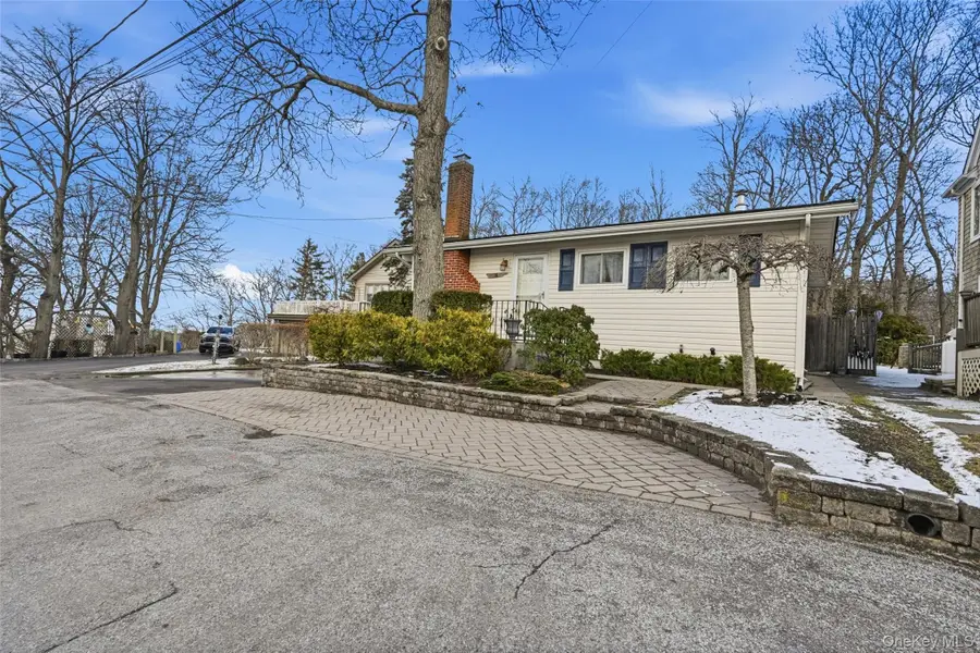 36 Oak Lane, Wading River, NY 11792 - Image #3