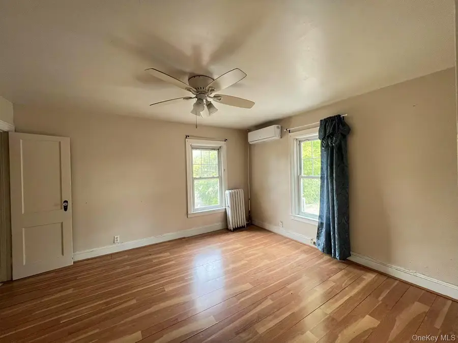 8517 115th Street, Richmond Hill, NY 11418 - Image #2