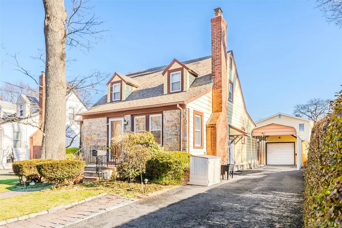 12 King Street, Freeport, NY 11520 - #1