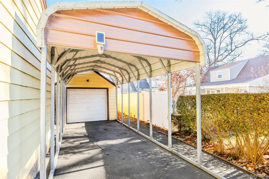 12 King Street, Freeport, NY 11520 - #2