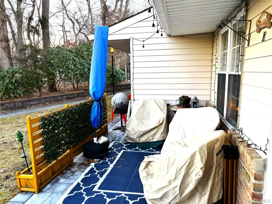 418 Weymouth Court #B, Ridge, NY 11961 - Image #2