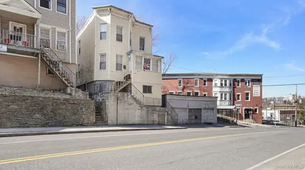 364 Ashburton Avenue #A, Yonkers, NY 10701