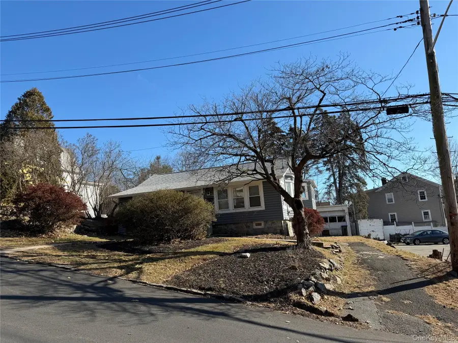 8 Maple Avenue, Tarrytown, NY 10591 - Image #2