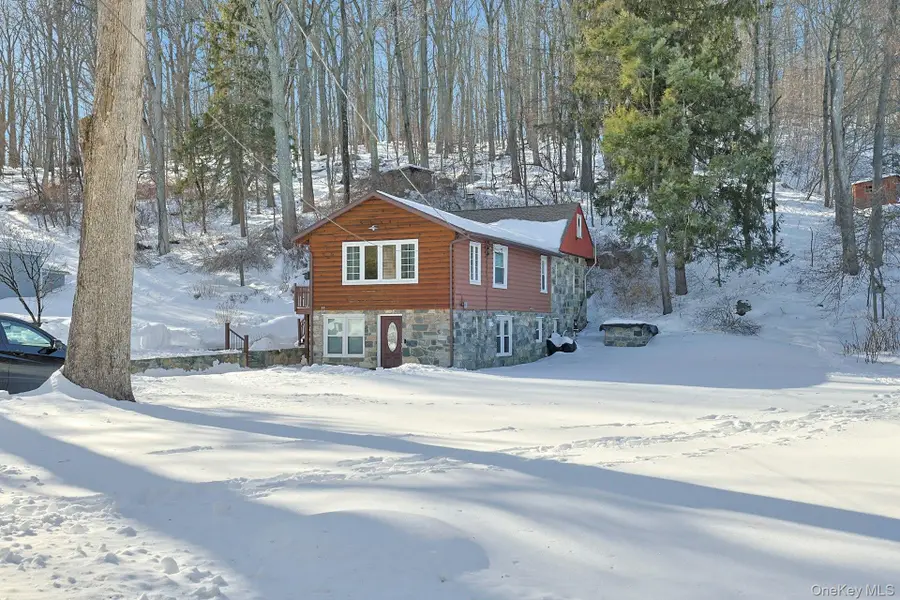 35 Barger Street, Putnam Valley, NY 10579 - #2