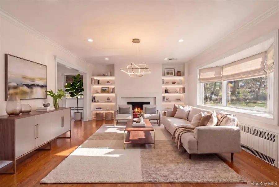 6 Luquer Road, Manhasset, NY 11030 - #2