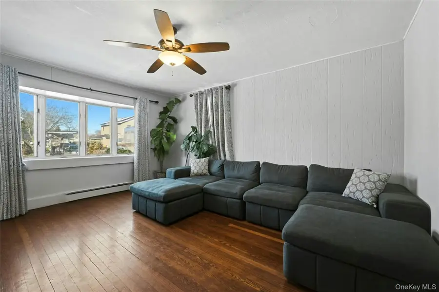 12 Charles Street, Bay Shore, NY 11706 - #3