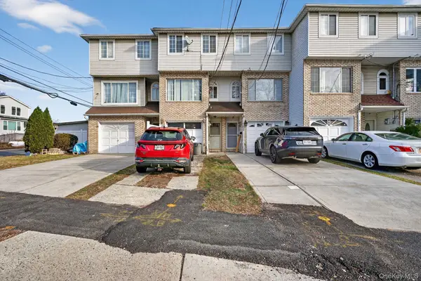 327 Willow Road E, Staten Island, NY 10314