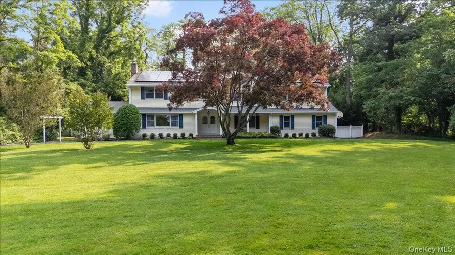 306 Southdown Road, Huntington, NY 11743 - Image #2