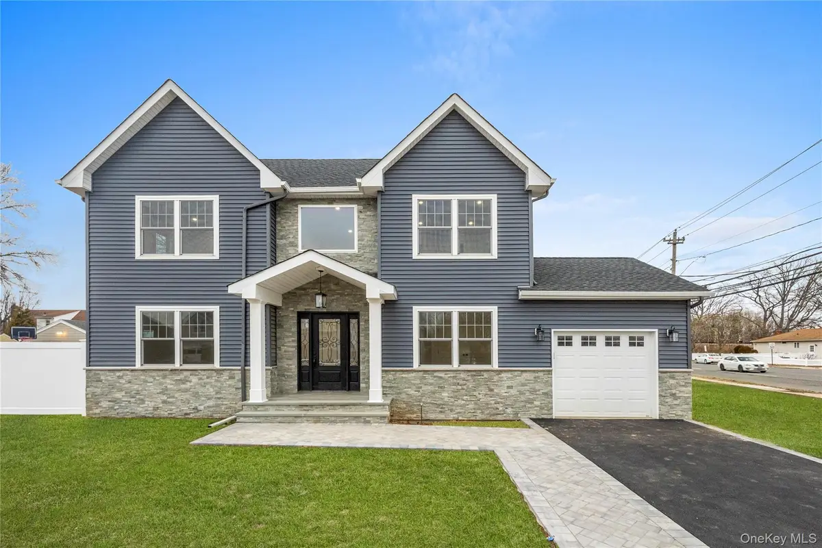 199 N Elm Street, Massapequa, NY 11758 - Image #1