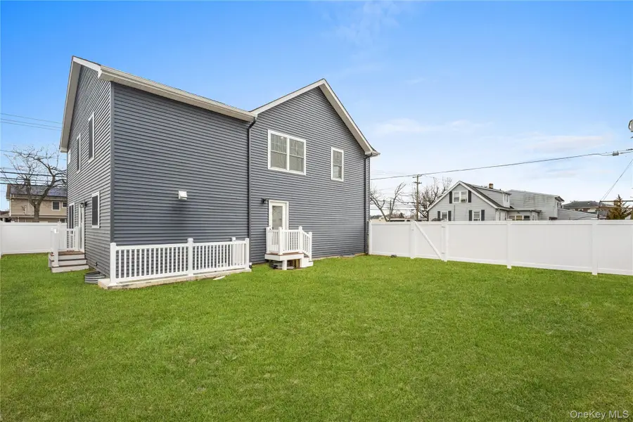 199 N Elm Street, Massapequa, NY 11758 - Image #3