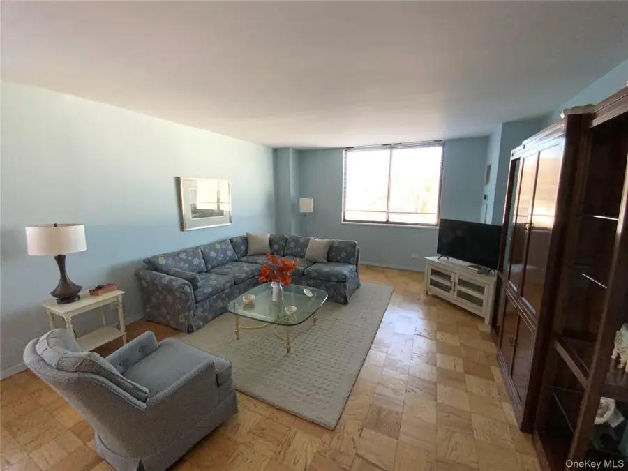 27110 Grand Central Parkway #1E, Queens, NY 11005 - #2