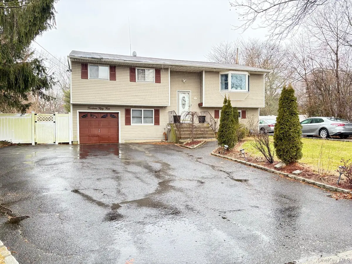 1454 Illinois Avenue, Bay Shore, NY 11706 - #1