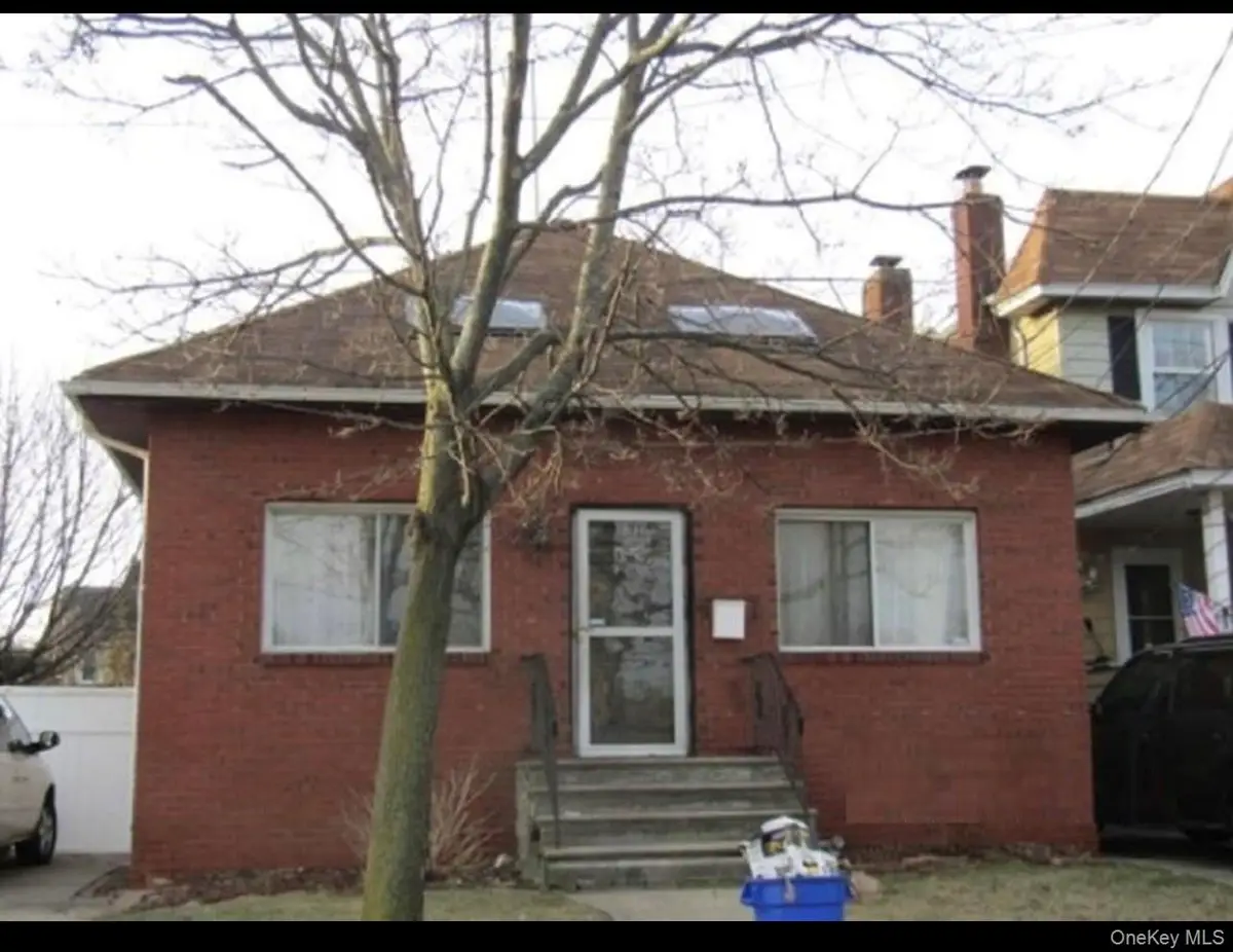 35 W Seaman Avenue, Freeport, NY 11520 - #1