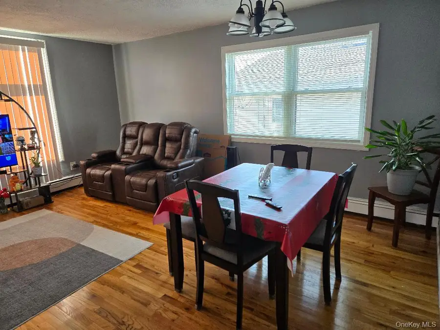 1005 Broadway, Westbury, NY 11590 - #3