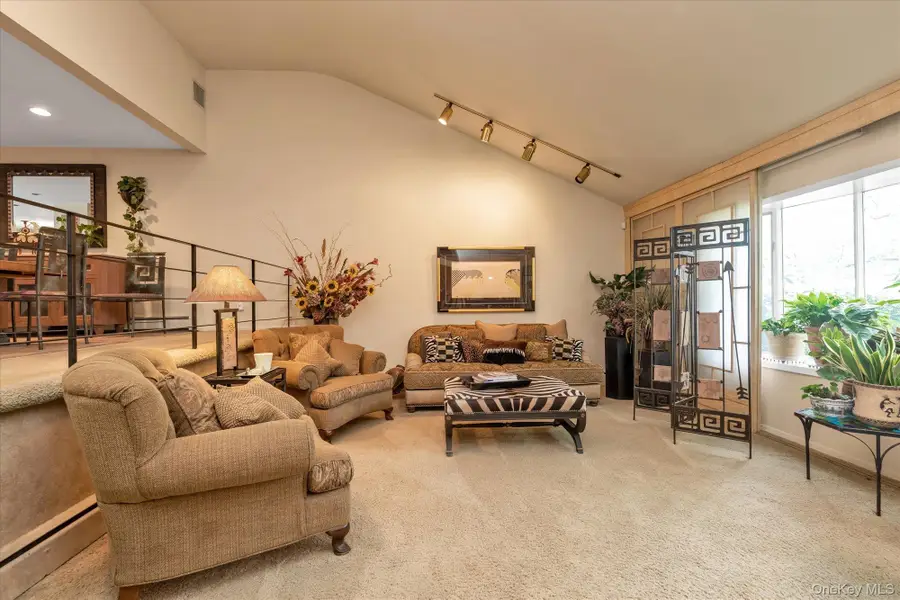 1055 Cedarhurst Street, North Woodmere, NY 11581 - #3