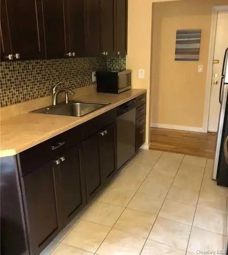 2453 Union Boulevard #Apt 21B, Islip, NY 11751 - Image #2