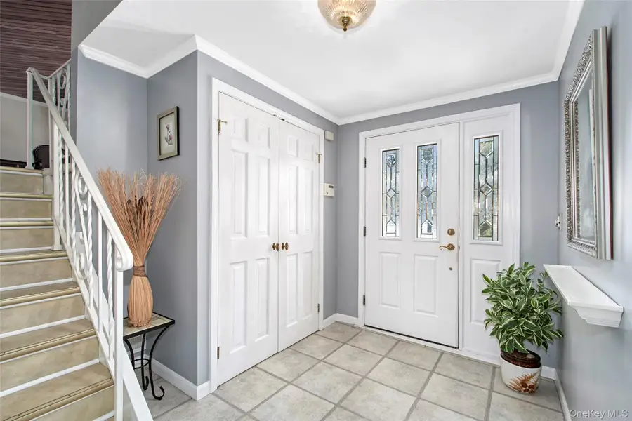 107 Parkview Road, Elmsford, NY 10523 - Image #2