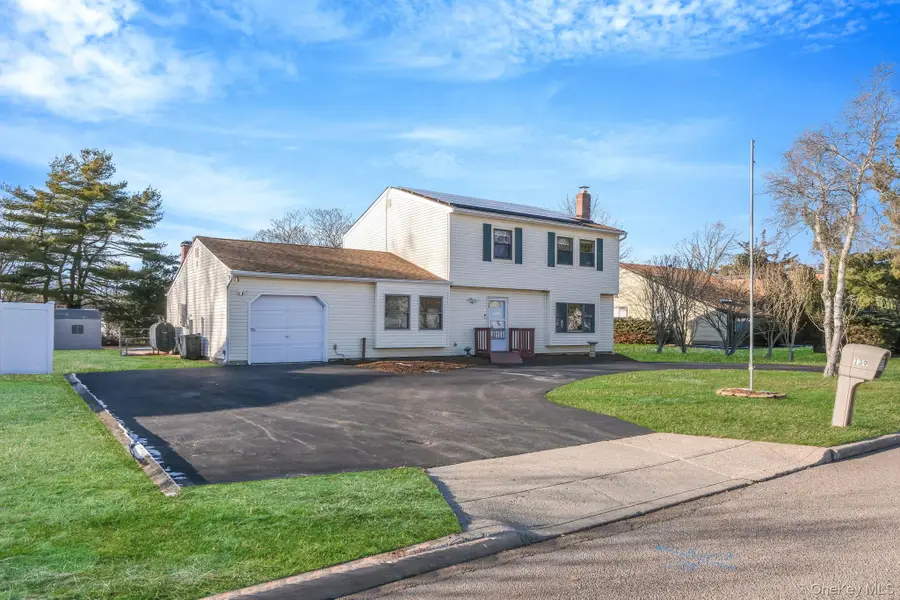 139 Tarpon Avenue, Medford, NY 11763 - Image #2