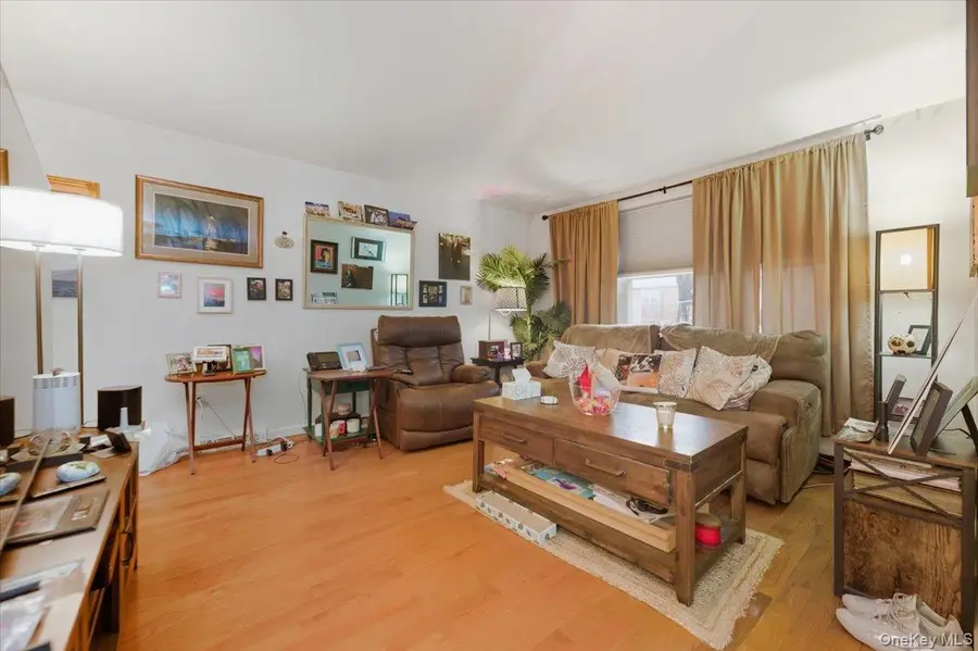 192 Huntington Avenue, Bronx, NY 10465 - Image #3