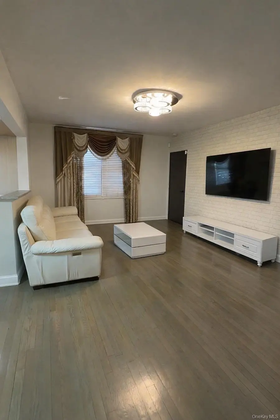 135-02 Jewel Avenue #A, Flushing, NY 11367 - Image #2