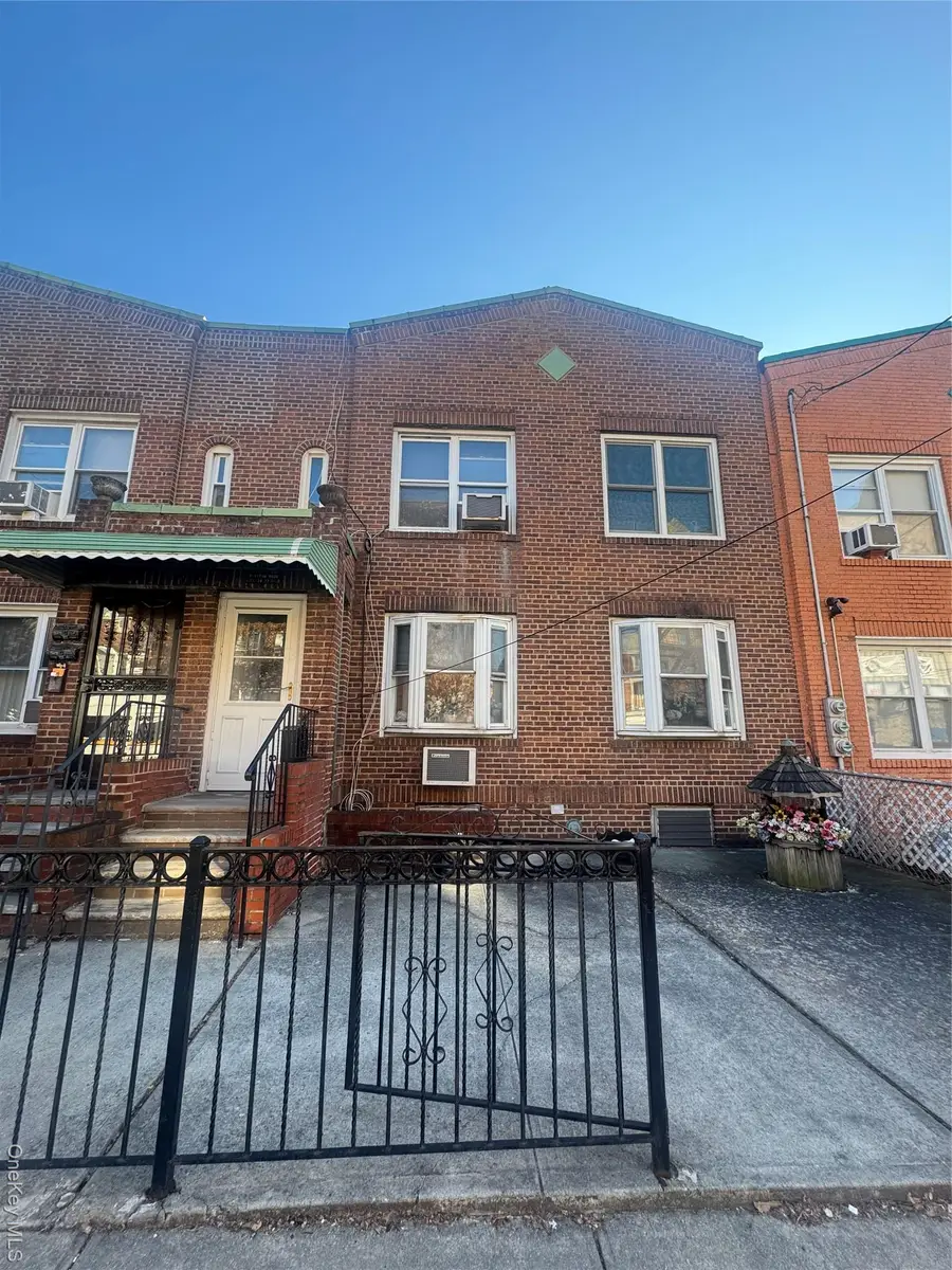 28-27 44th Street, Astoria, NY 11103 - #3