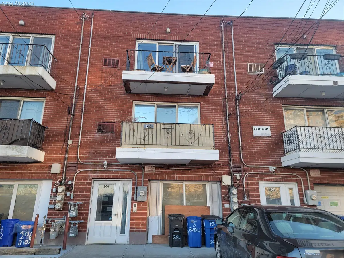 204 Beach 102nd Street, Rockaway Park, NY 11694 - Image #1