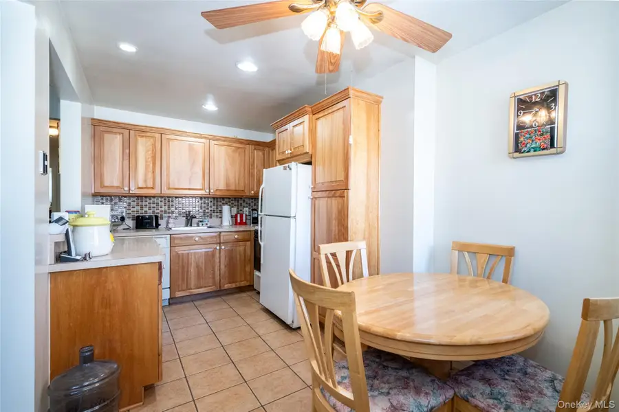 2544 Hollers Avenue, Bronx, NY 10475 - #2