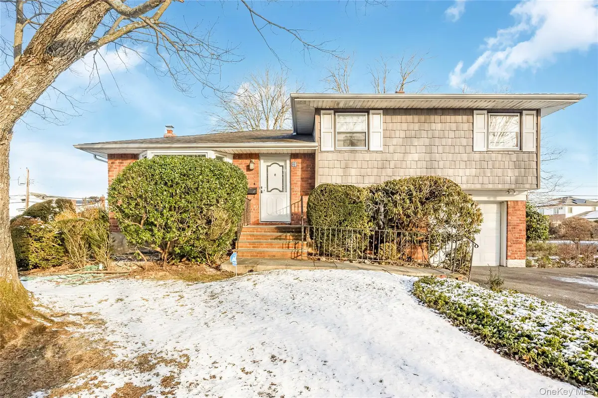 19 Parkdale Drive, Farmingdale, NY 11735 - #1