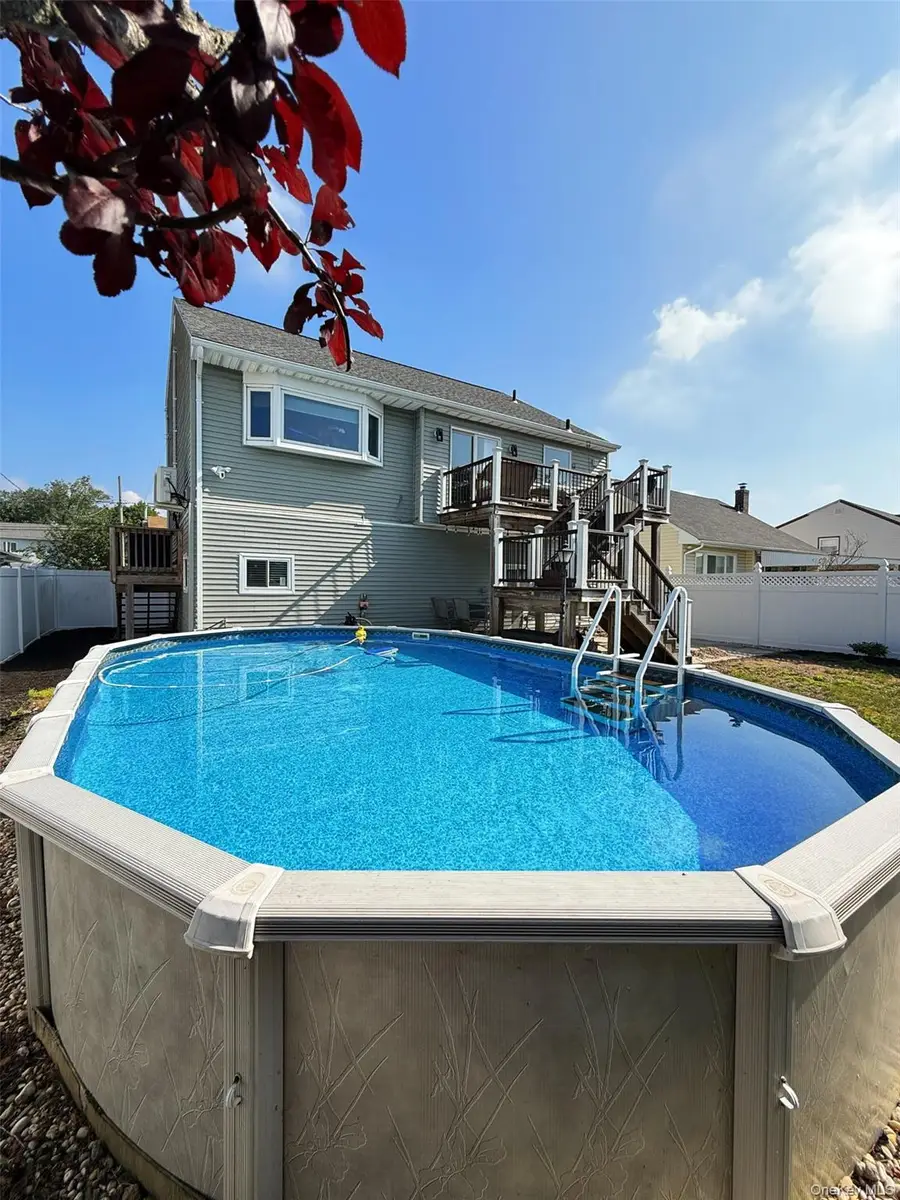 22 Wilshire Court, Freeport, NY 11520 - Image #2