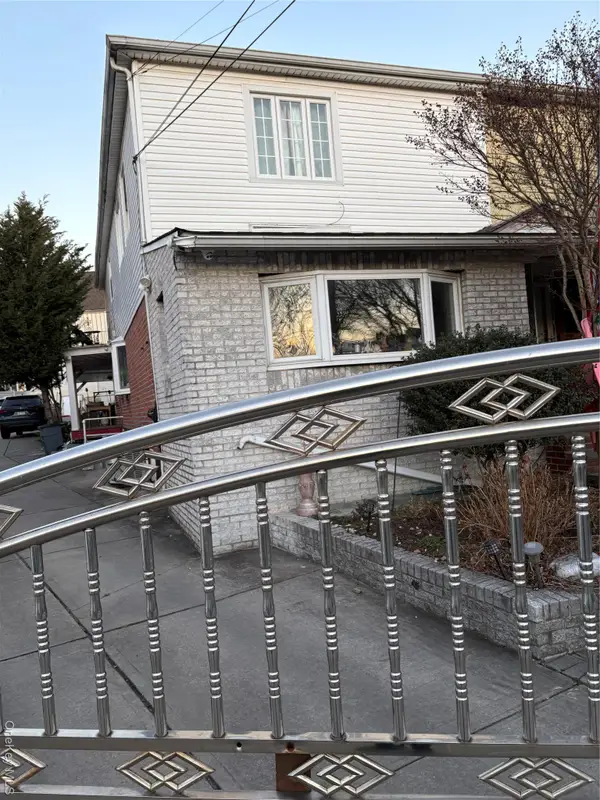 90-23 184th Street, Hollis, NY 11423