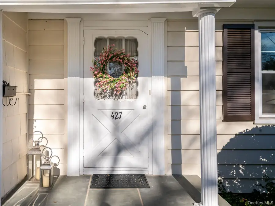 427 Ryder Road, Manhasset, NY 11030 - Image #3