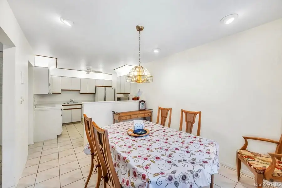 113 Birchwood Road, Coram, NY 11727 - Image #3