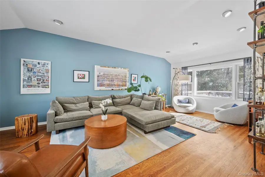 124 Hillandale Drive, New Rochelle, NY 10804 - Image #3