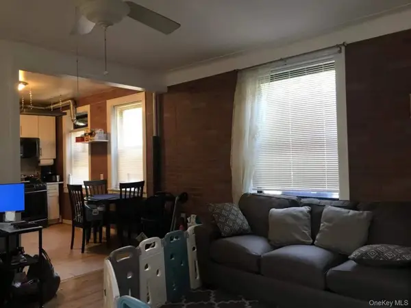 61-40 Saunders Street #C5, Rego Park, NY 11374