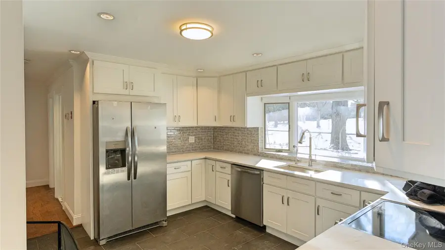 2155 Salisbury Park Drive, Westbury, NY 11590 - Image #3