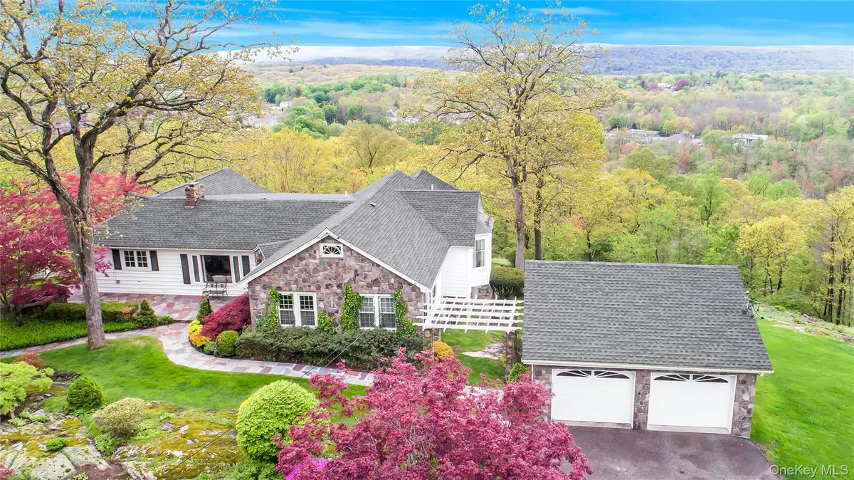 3483 Fenimore Avenue, Mohegan Lake, NY 10547 - Image #1