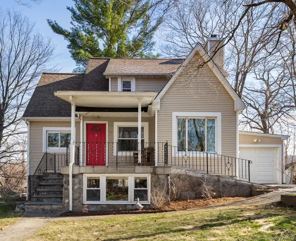 4 S Lake Drive, Patterson, NY 12563