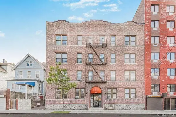 724 E 216 Street #2C, Bronx, NY 10467