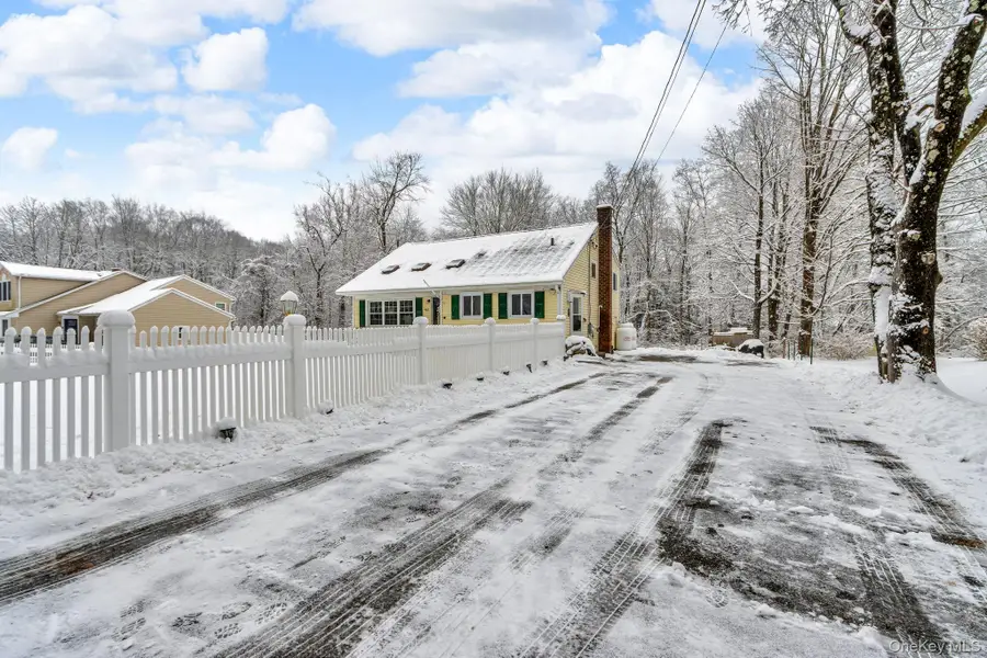 963 Fox Meadow Road, Yorktown Heights, NY 10598 - Image #2