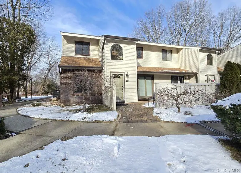 239 Birchwood Road, Coram, NY 11727 - Image #3