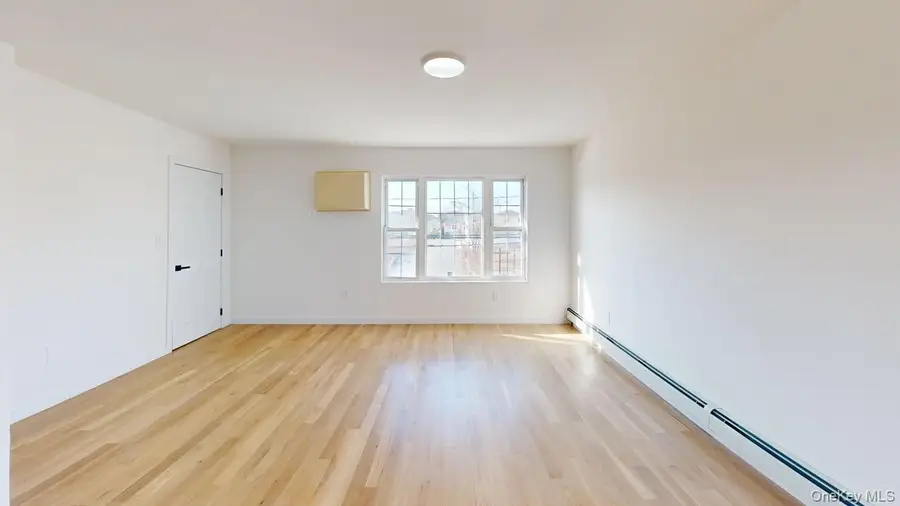 472 Beach 43rd Street, Far Rockaway, NY 11691 - Image #2