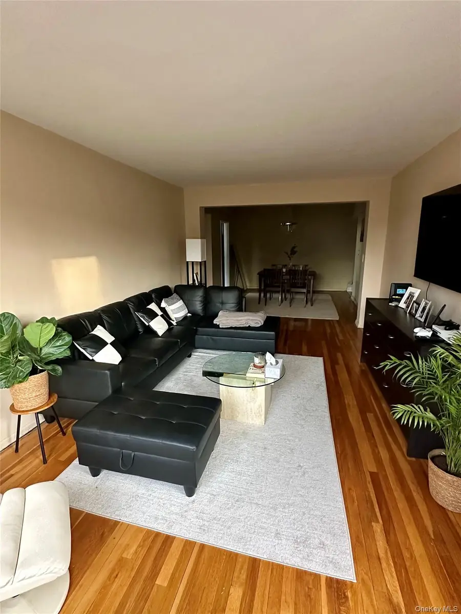 2 Windsor Terrace #4C, White Plains, NY 10601 - Image #3